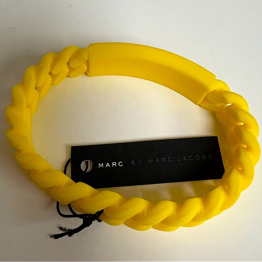 Marc by Marc Jacobs New with tag Yellow Bracelet, stretches to fit most wrists